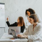Tech Meets Textiles: New Skills for Fashion Professionals